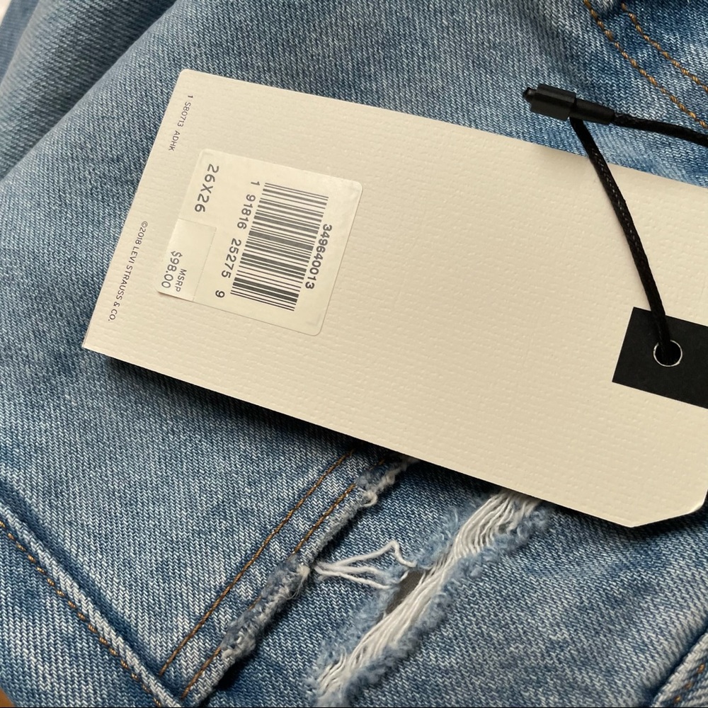 Levi’s Wedgie Straight Jeans - Picture 5 of 5